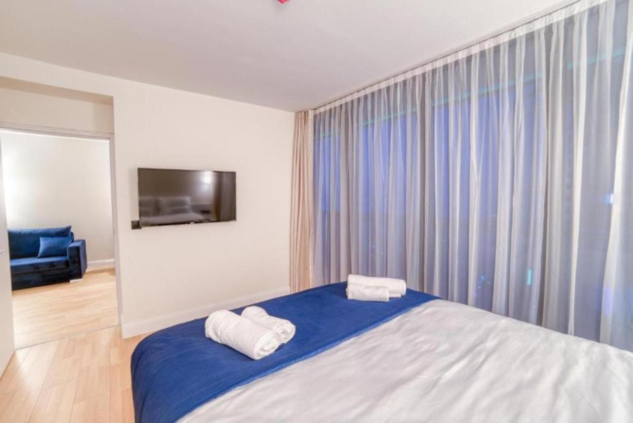 Lux Apartaments Батуми Экстерьер фото