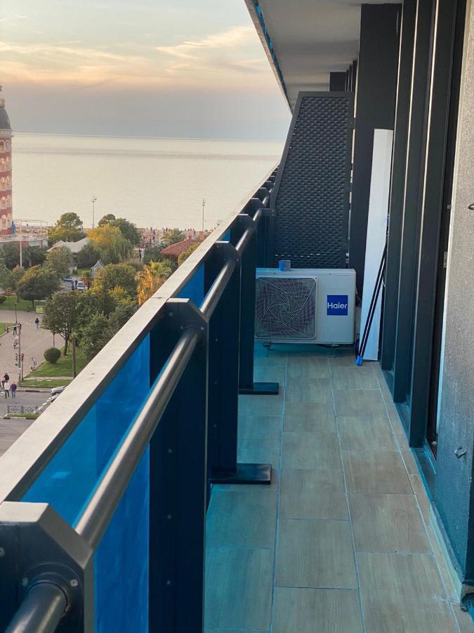 Lux Apartaments Батуми Номер фото